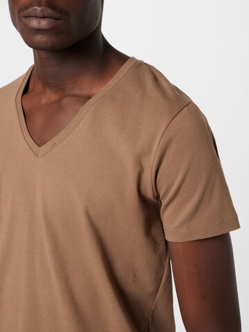DAN FOX APPAREL Bluser & t-shirts 'Samuel' i brun