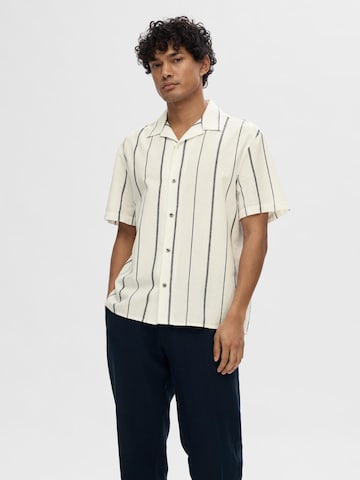 SELECTED HOMME Comfort fit Overhemd in Beige: voorkant