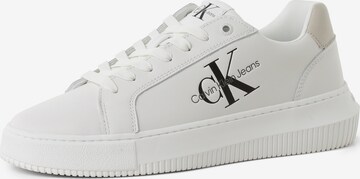 Baskets basses Calvin Klein Jeans en blanc : devant