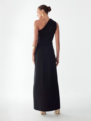 BWLDRVečernja haljina 'ROBIN' - crna boja: stražnji dio