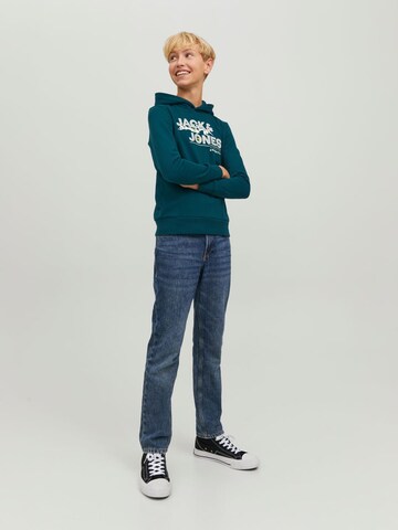 Jack & Jones Junior كنزة رياضية 'HUNTER' بلون أخضر