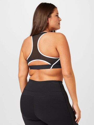 Bustieră Sutien sport de la Reebok pe negru