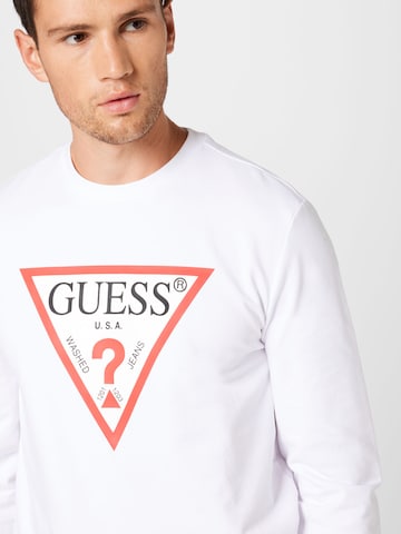 Bluză de molton 'Audley' de la GUESS pe alb