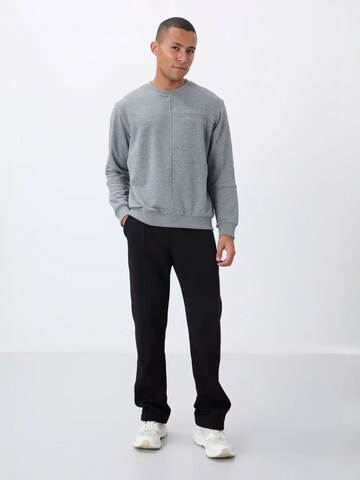 Tommy Life - Sweatshirt em cinzento