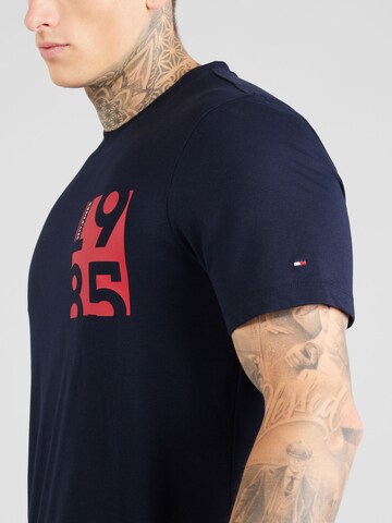 TOMMY HILFIGER T-Shirt in Blau