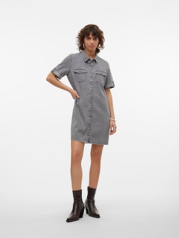 VERO MODA Shirt Dress 'Jennie' in Grey