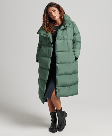 Superdry Wintermantel in Groen: voorkant