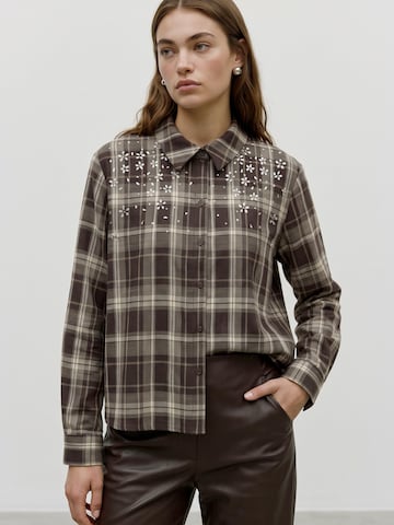Camicia da donna 'VMSANITA' di VERO MODA in marrone: frontale