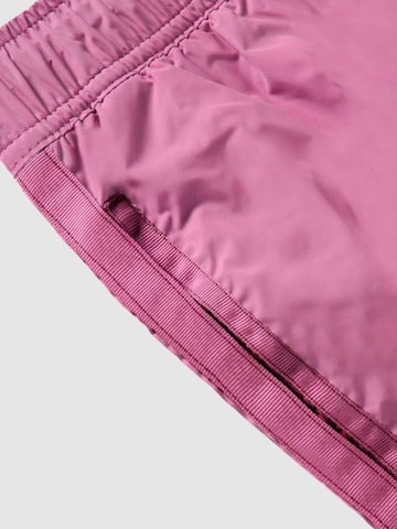Shorts de bain Refrigiwear en rouge