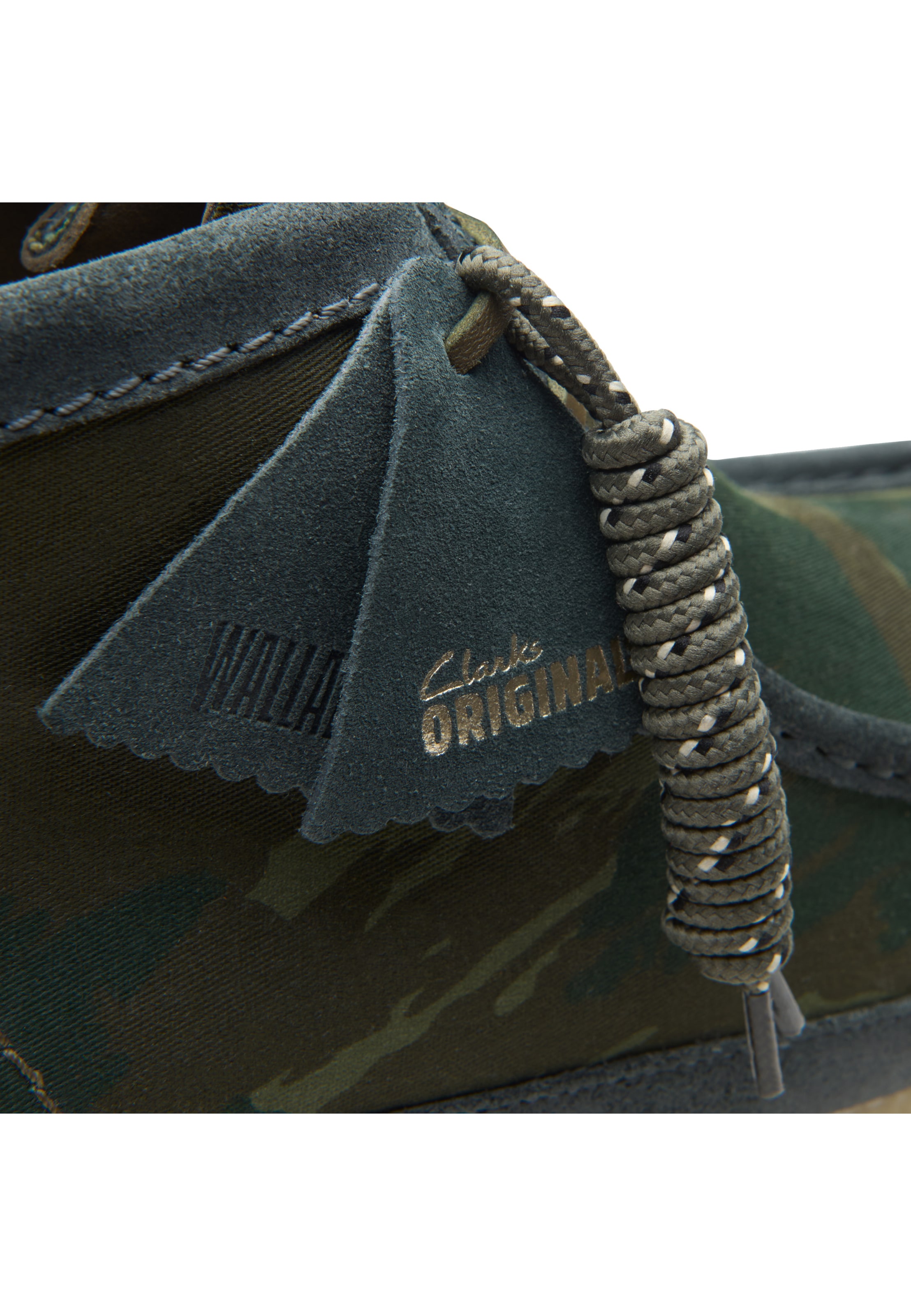 CLARKS Schnürschuhe 'Wallabee Boot' in Grün