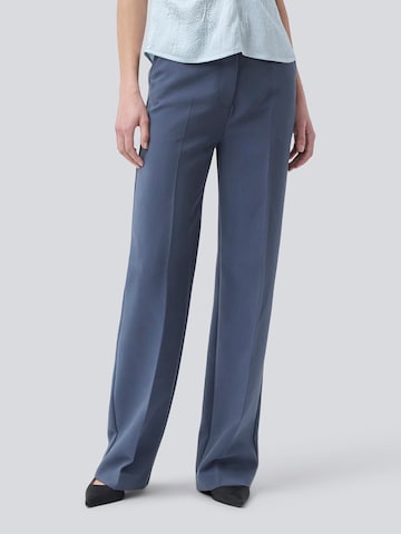 Loosefit Pantalon à plis 'Gale' modström en bleu : devant