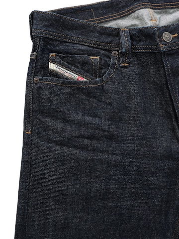 regular Jeans 'Larkee-X' di DIESEL in blu
