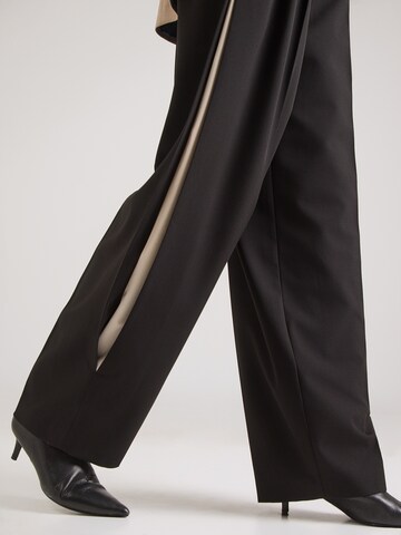 PATRIZIA PEPE Baggy Pleat-front trousers in Black