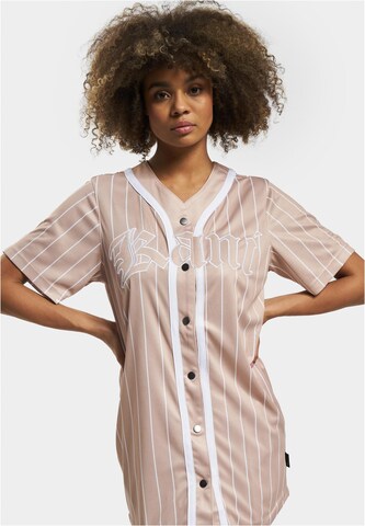 Robe Karl Kani en beige : devant