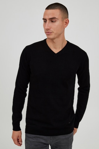 11 Project Sweater in Black: front