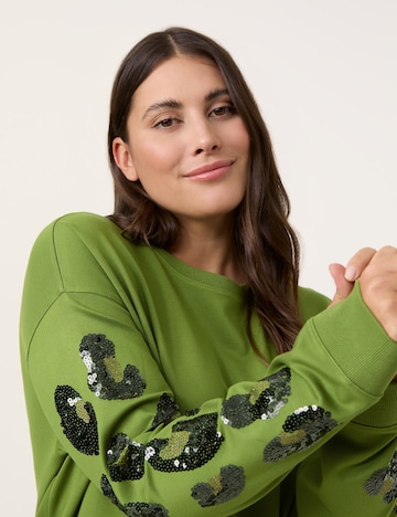 SAMOON Sweatshirt in Grün