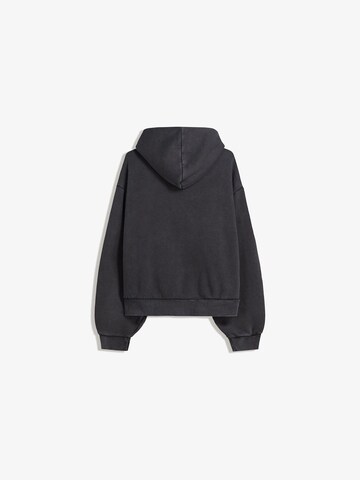 Bershka Collegetakki värissä musta