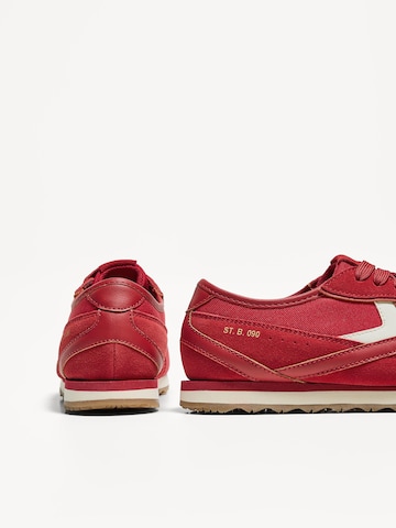 Bershka Platform trainers in Red