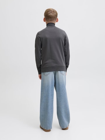 Jack & Jones Junior Sweatshirt 'JJBradley' in Grijs