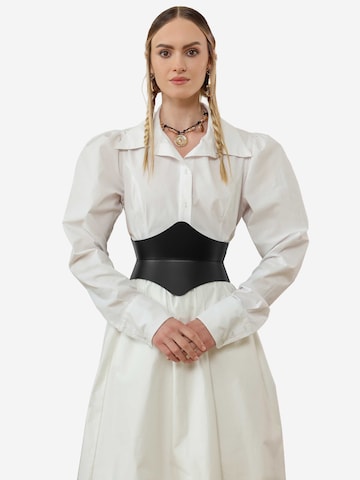Haute Cuir - Cinturón 'Soreen' en negro: frente