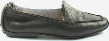 MANIA Flats & Loafers in 40 in Black: front