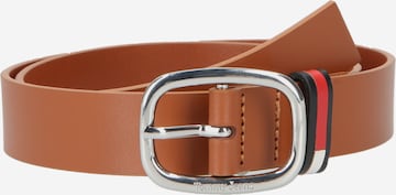 Tommy Jeans Riem in Bruin: voorkant