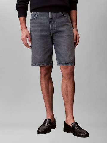 Loosefit Jean '90s' Calvin Klein Jeans en gris : devant