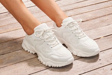 Elbsand Platform trainers in White: front