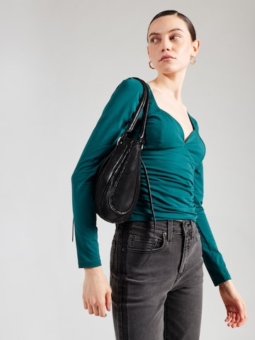 Abercrombie & Fitch Póló 'ZOE' - zöld: elől