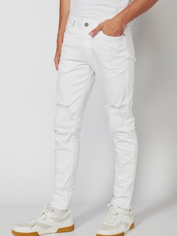 KOROSHI Regular Jeans in White: front