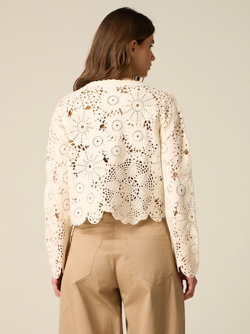oltre Sweater in White