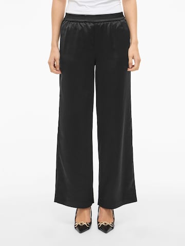 VILA Flared Hose in Schwarz: Vorderseite