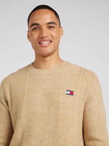 Tommy Jeans Sweater in Beige