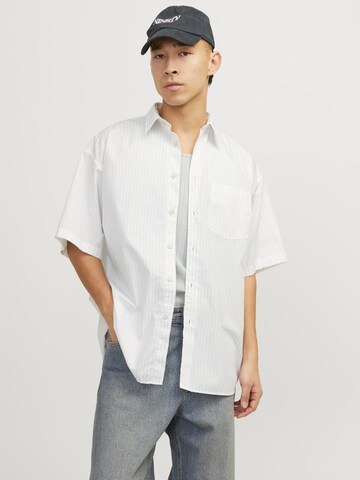JACK & JONES Comfort fit Button Up Shirt in White: front