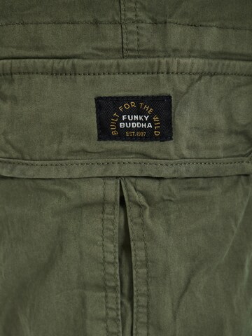 Tapered Pantaloni cu buzunare de la Funky Buddha pe verde