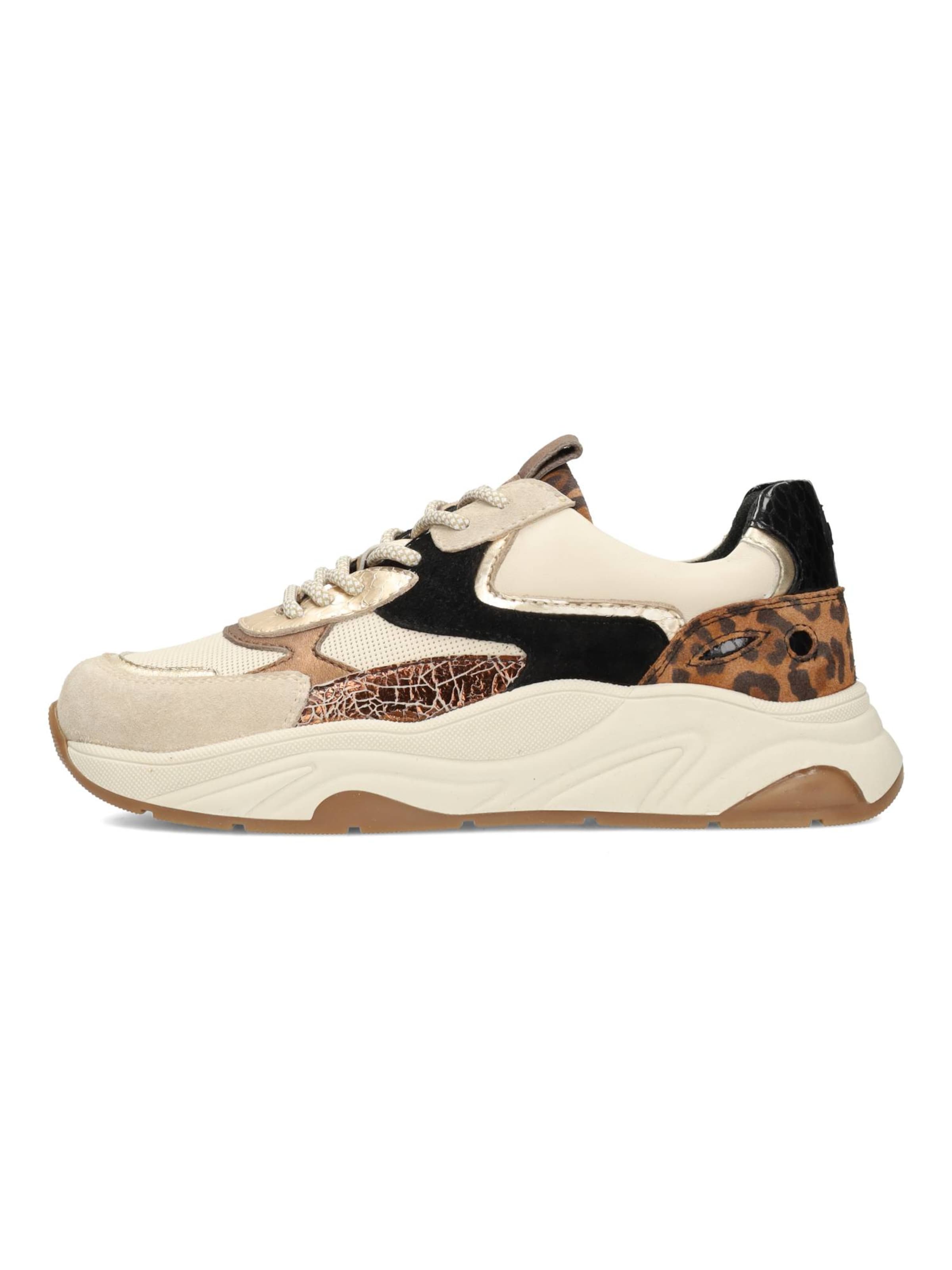 PS Poelman Sneakers laag 'IVA' in Beige: voorkant