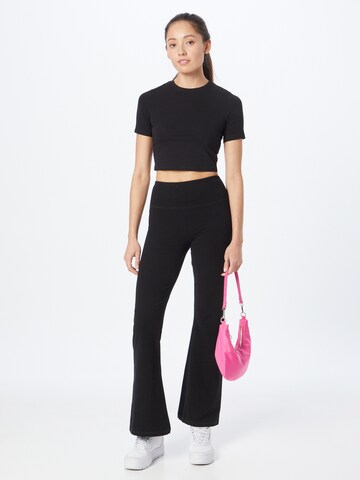 HOLLISTER Flared Pants in Black