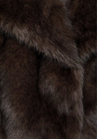 Pull&Bear Wintermantel in Bruin