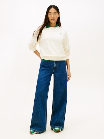 Bluză de molton de la TOMMY HILFIGER pe bej