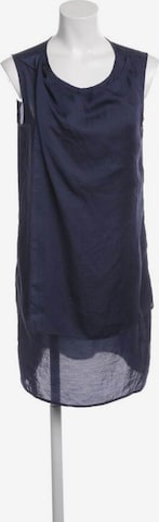 Closed Dress in M in Blue: front