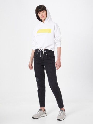 Calvin Klein Jeans Sweatshirt 'Hero' in Weiß
