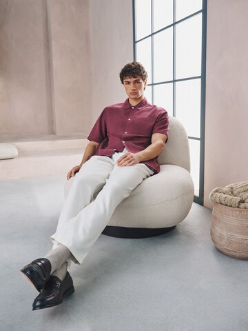 Next Средняя посадка Рубашка в Красный