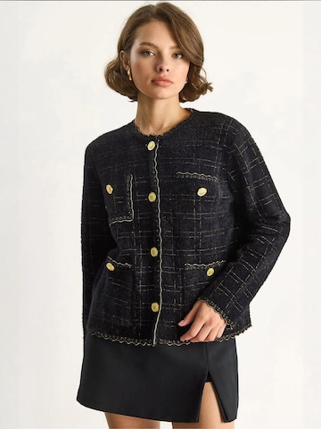 Bianco Lucci Strickjacke in Schwarz: Vorderseite