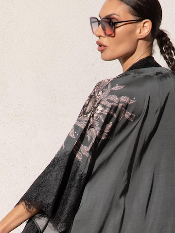 JIORO Kimono 'STAR DUST' i svart