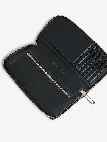 TOMMY HILFIGER Wallet 'ICONIC' in Black