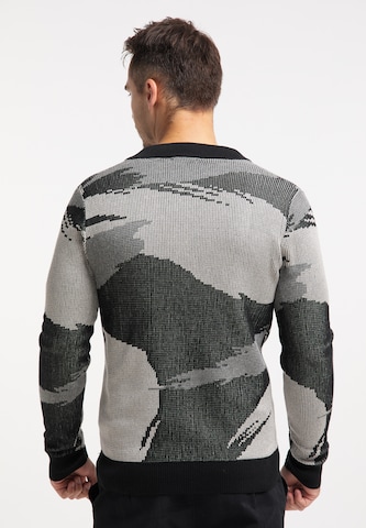 TUFFSKULL Cardigan i grå
