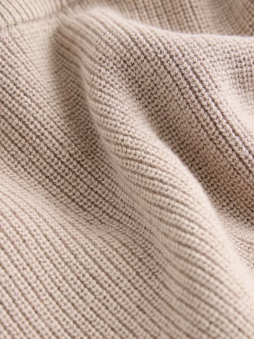 Next Neulepaita värissä beige