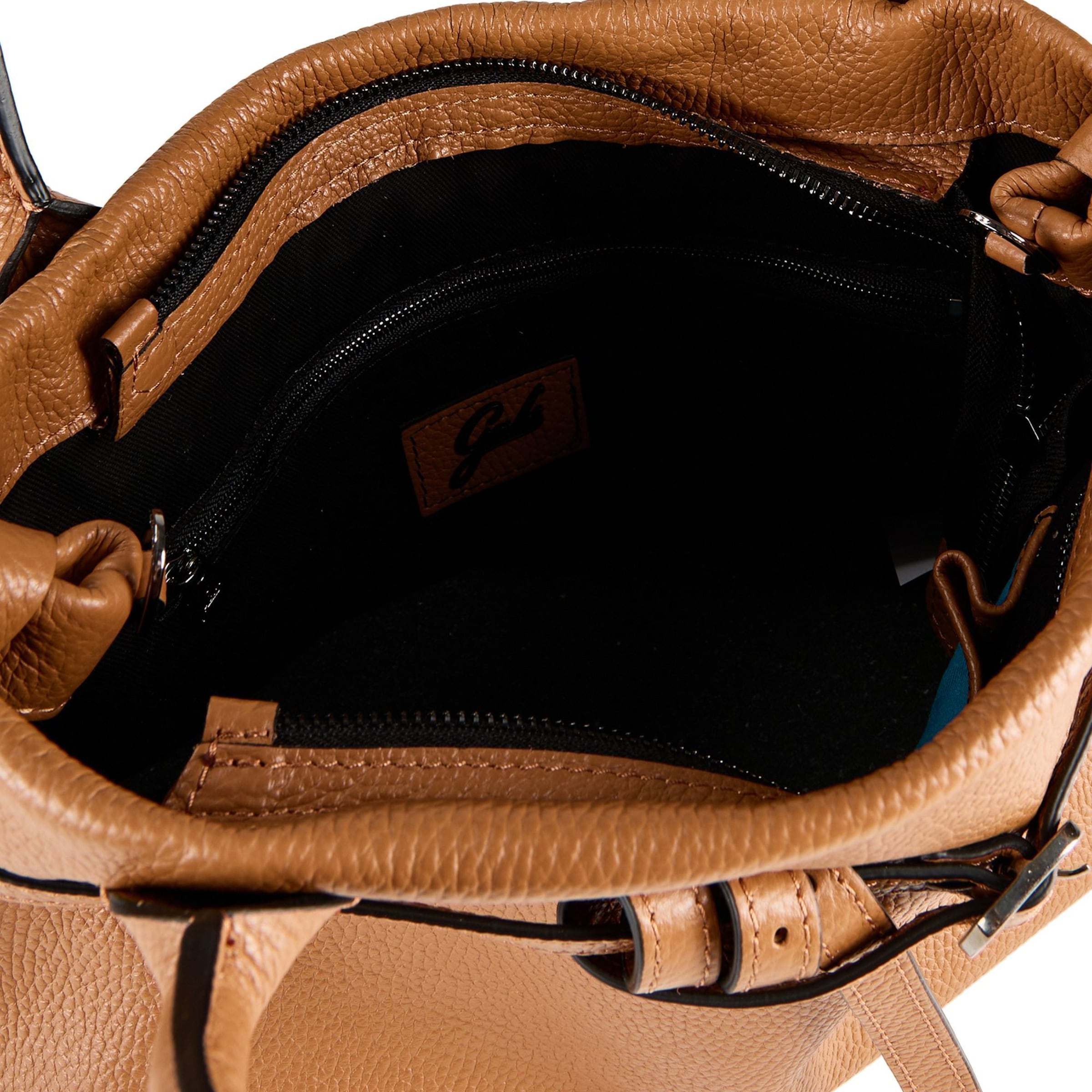 Gabs Schultertasche 'Elif' in Braun