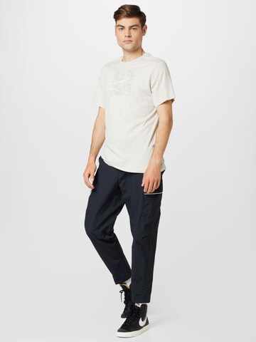 Nike Sportswear Tapered Cargobroek in Zwart