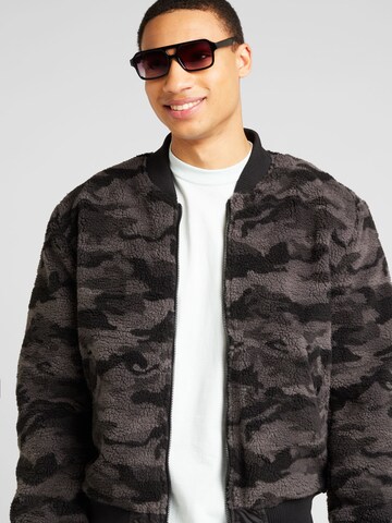 Veste mi-saison 'Ma-1' ALPHA INDUSTRIES en noir